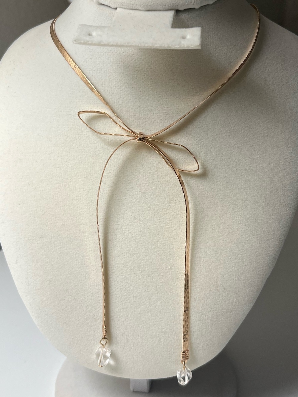 NWT Lucky Brand Gold Tone Bow Necklace